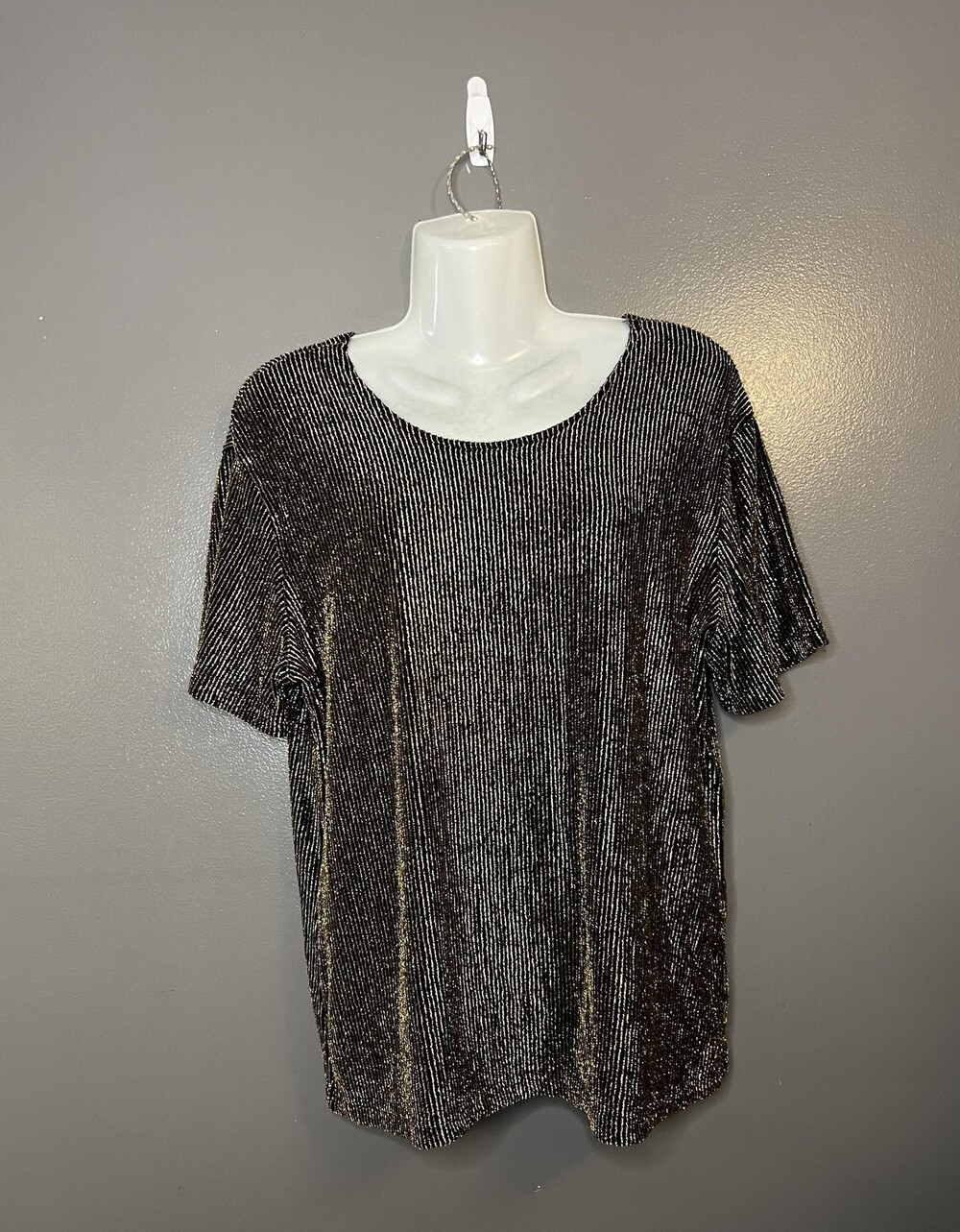 Impressions Millennium Edition Shirt Womens XL Black Gold Metallic Pleated Party